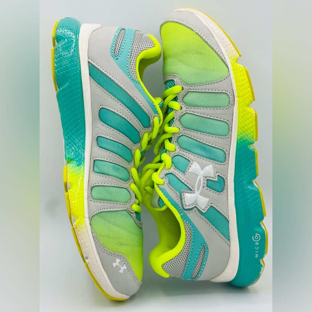 🌺Under Armour Youth Micro G Pulse Sneakers🌸🌺 - Picture 3 of 13